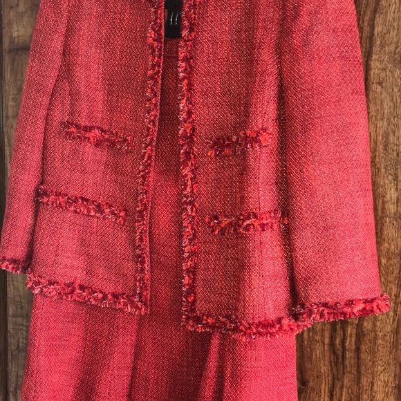 Kasper 2 piece skirt set - Picture 2 of 3